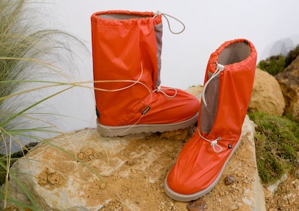 Senior Editor Pia Seidel hat Ugg x Reese Cooper am Salone del Mobile entdeckt.