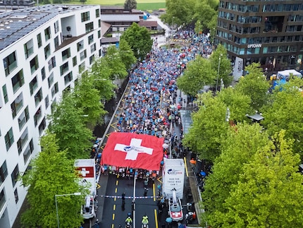 Aan de slag: bij de start van de Wings for Life Run in Zug.