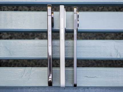 Met hoesje is de Galaxy S25 Edgede Galaxy S25 Edge vergelijkbaar met de Pixel 9 Pro XL - zonder hoesje