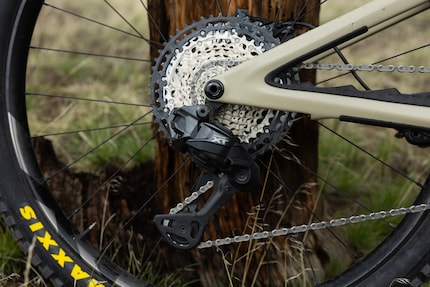 De nieuwe DEORE XT M8200 achterderailleur.