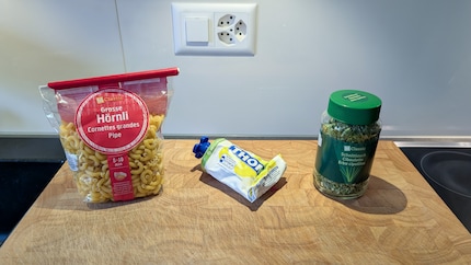 De ingrediënten voor de culinaire guilty pleasure van mijn jeugdige ik.