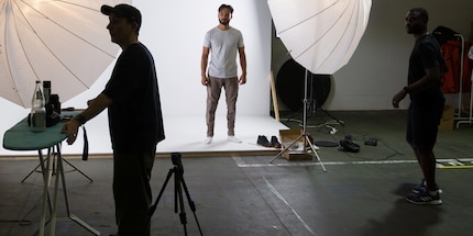 Alex, Nelson en het model tijdens de shoot.