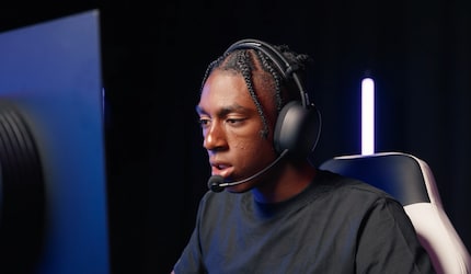 De headset is minder volumineus dan die van andere fabrikanten.