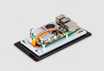 Aansluitingen op de DSI-poort en GPIO-pinnen.