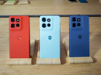 Kleurvarianten van de Motorola Edge 60 Neo.