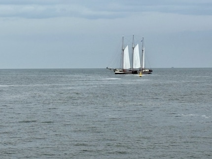 Na de soms smalle kanalen inspireert de uitgestrektheid van de Noordzee.