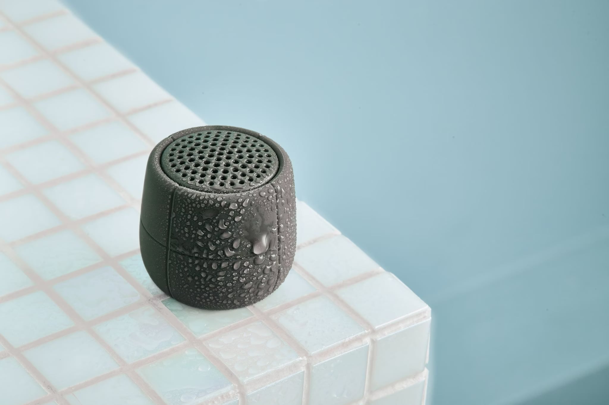 Lexon MINO x Water Repellent Bluetooth Speaker, Light